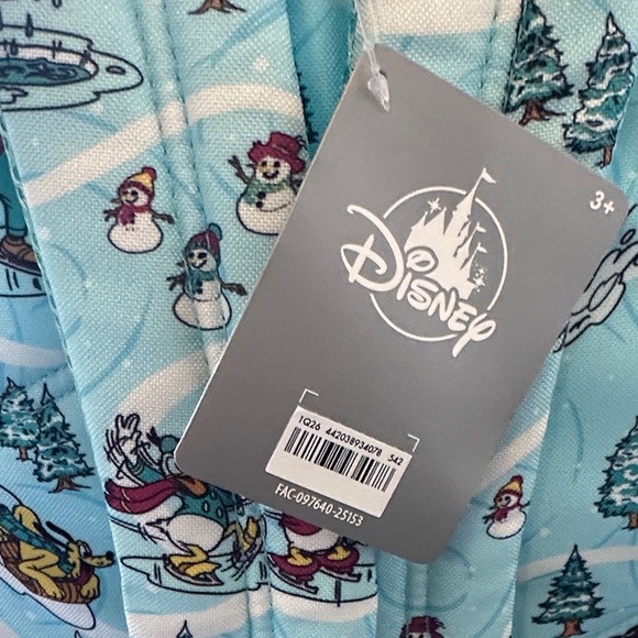 Disney Mickey Mouse & Friends Winter Backpack NWT - Picture 6 of 6